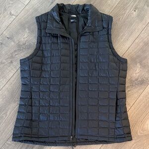 The North Face Women's Black Puffer Vest
